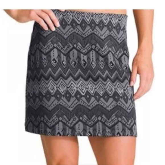 Athleta Stretch Mini Sport Skirt - Picture 1 of 4